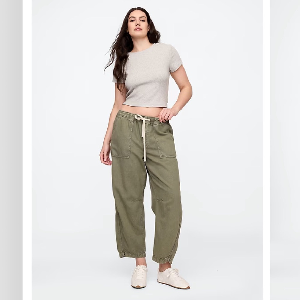 GAP Factory Olive Pull On Barrel Ankle-Length Pants NWOT